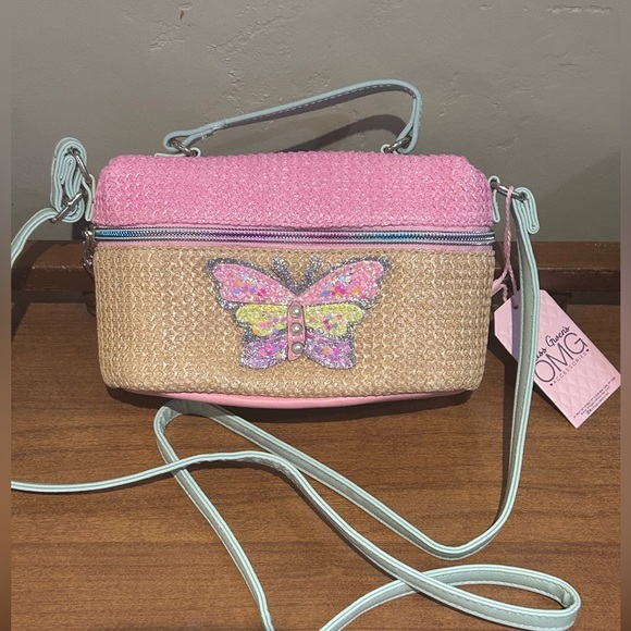 Miss Gwen’s NWTS  OMG ACCESSORIES Small Butterfly Straw Crossbody Bag - Picture 4 of 7